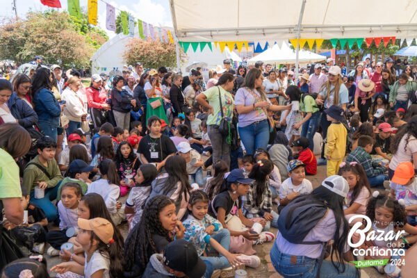 Festival-infantil-del-ahorro-bazar-de-la-confianza-boyaca-9