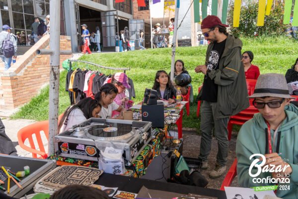 confiar-en-la-juventud-bazar-de-la-confianza-boyaca-5